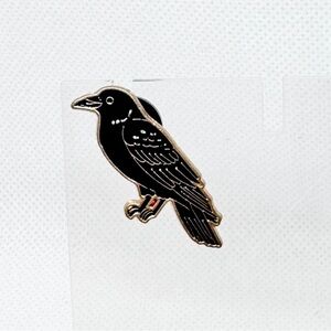 Stylish Black Bird Brooch